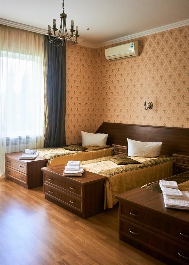 Отель Отель Гермес Трускавец