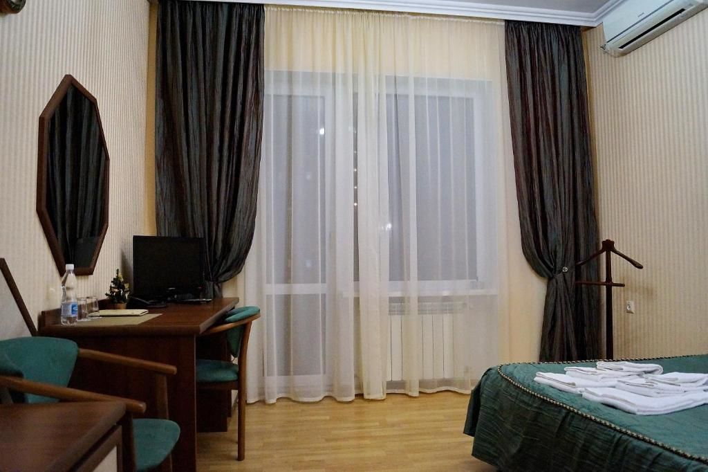 Отель Отель Гермес Трускавец